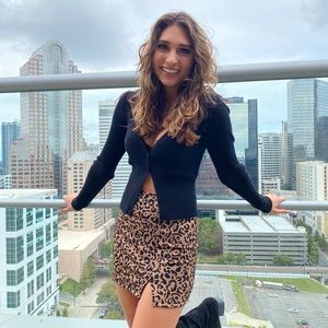 Meet your Posher, Sabrina